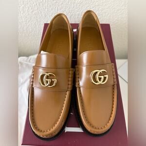 Gucci women’s gg brown Leather Loafers 36.5